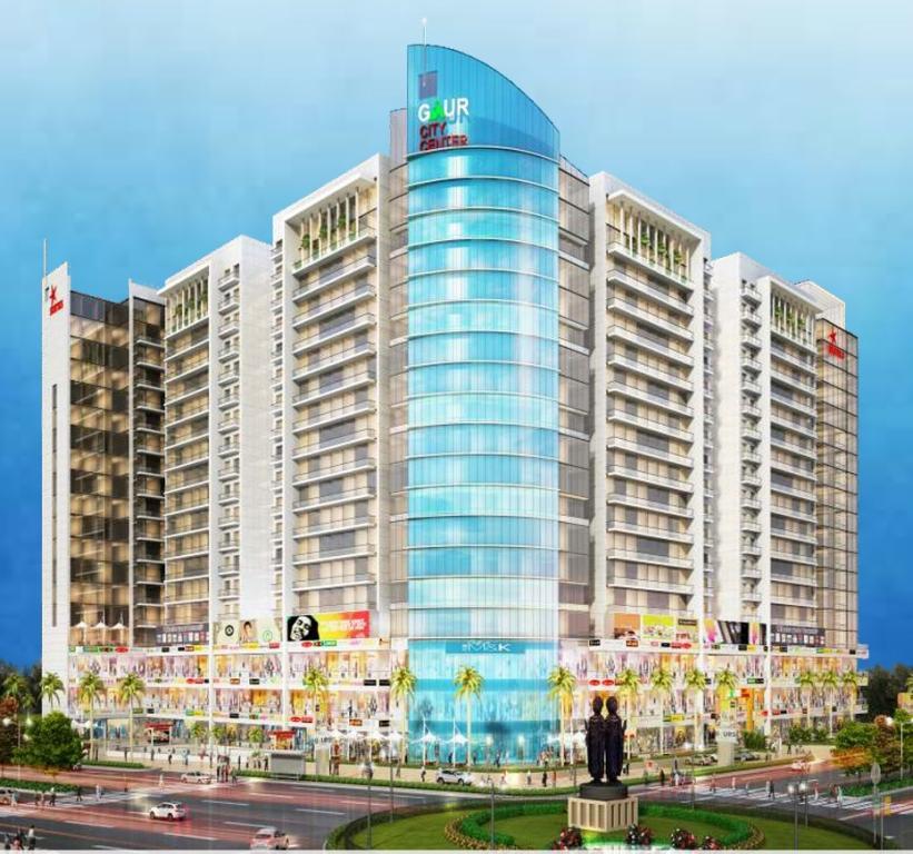 Gaur City Center - Gaur Chowk in