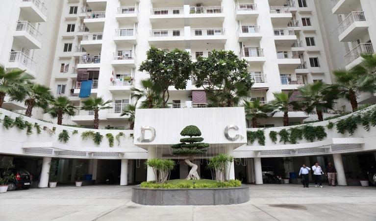 VVIP Homes by VVIP Group, located in Gaur City 2 (Sector 16C),